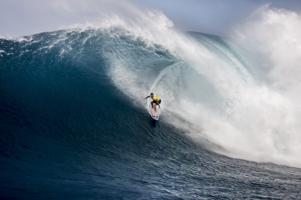Los hawaianos ganan el Campeonato Big Wave de Jaws en la isla de Maui
